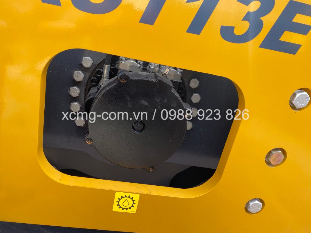 Máy lu rung 14 tấn xs113e