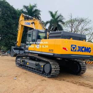 máy xúc đào gầu 2.4m3