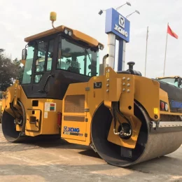 Xe Lu Hai Bánh Thép 10 Tấn XD103 XCMG
