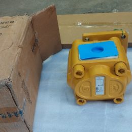 Bơm thủy lực nâng hạ xúc lật