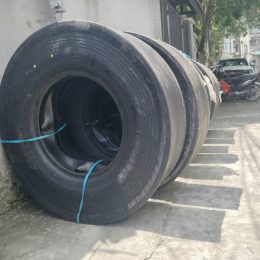 Lốp lu thảm 13/80-20