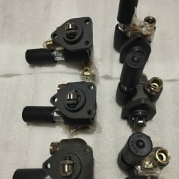 BƠM TAY ĐỘNG CƠ WP6, WD10 XE XÚC LẬT