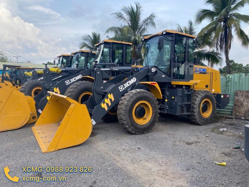 Xúc lật LW350FV hãng XCMG GẦU 1.8 M3, xả tải 3.2