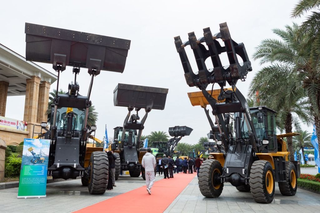 Top 3 Máy Xúc Lật Điện Tốt Nhất Năm 2025