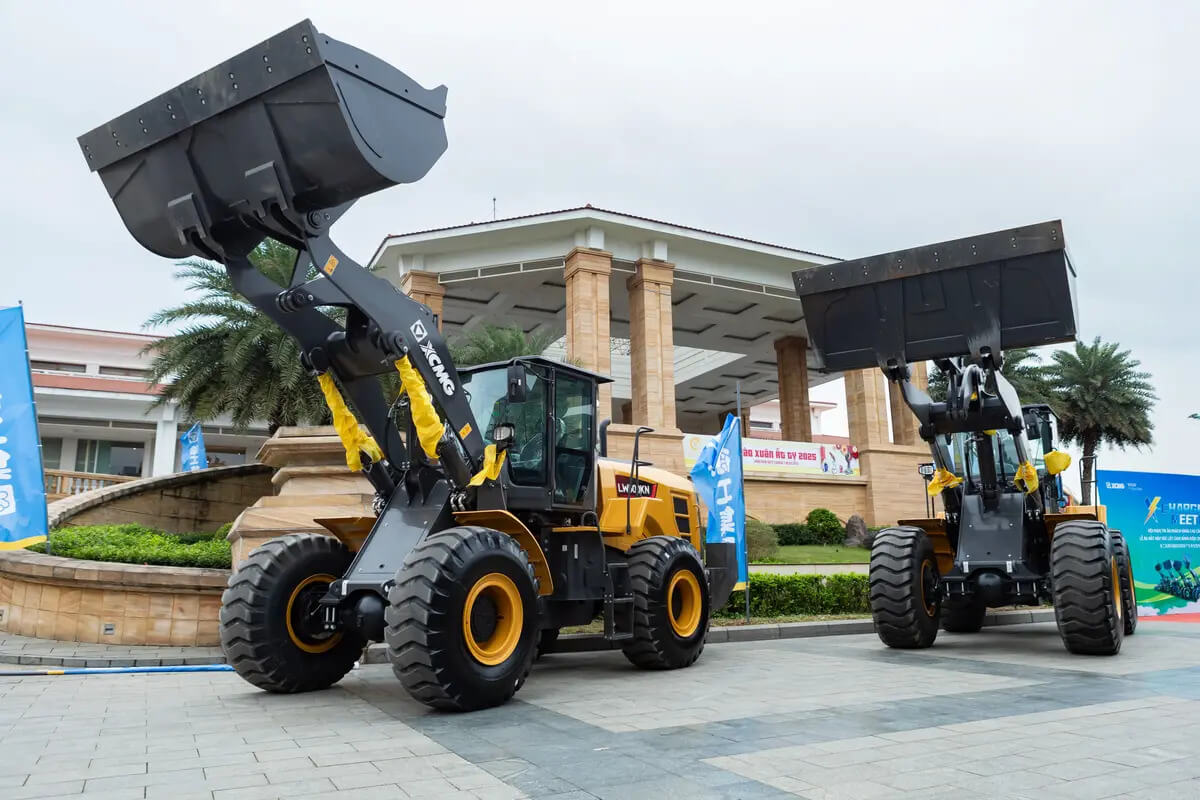 Mua máy xúc lật điện XCMG tại Hà Nội – Báo giá mới nhất