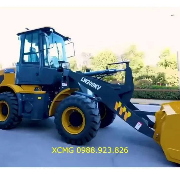 Máy Xúc Lật Nhỏ XCMG LW200KV gầu 1,2 m3 Động cơ YTO công suất 65 kW Chính Hãng