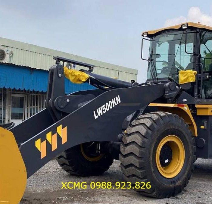 Thông Số Chi Tiết [2025] Máy xúc lật XCMG model LW500KN gầu 4,2m3, sức nâng 5.5 tấn dây truyền công nghệ Châu Âu