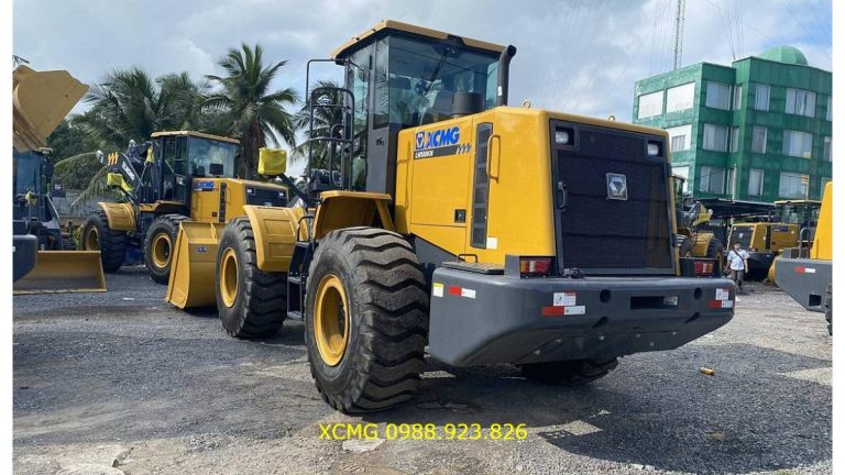 Nơi Bán [2025] Máy xúc lật bánh lốp LW500KN gầu 4,2m3, sức nâng 5.5 tấn cao cấp liên doanh Đức
