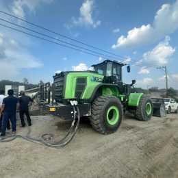 Xúc lật điện XCMG XC968 - EV